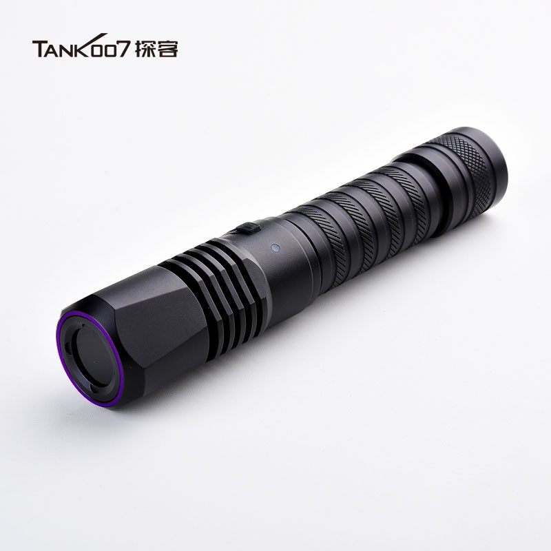 TANK007探客CI05匀光手电筒刑侦、检查、找寻、勘察等..